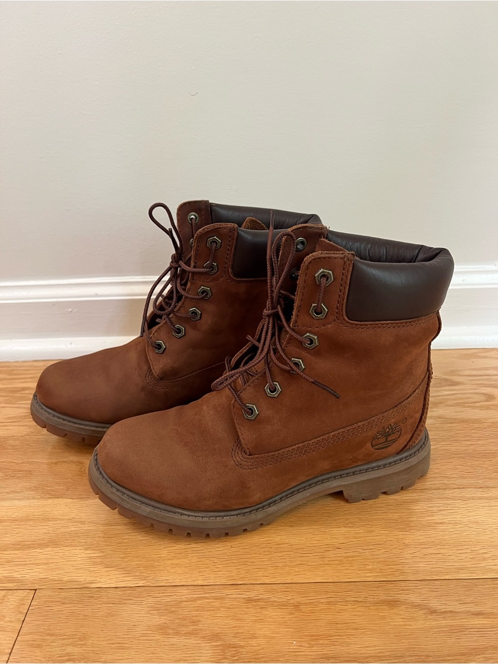 Timberland Women’s 6" Premium Waterproof Boots in Brown Leather